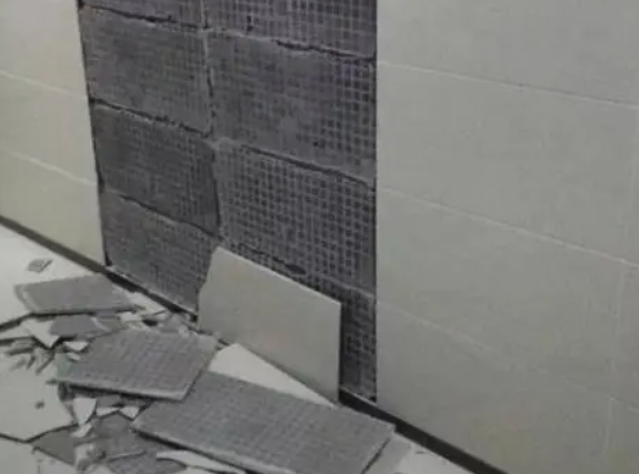 山阴瓷砖空鼓维修公司分享下山阴墙砖松动维修的知识